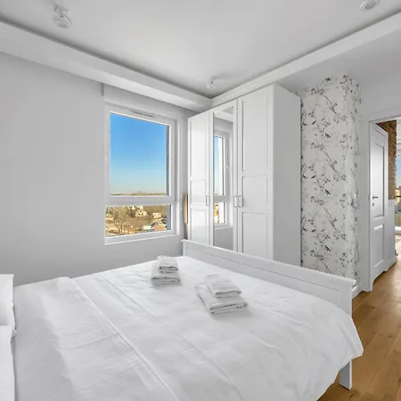 Apartment Mehoffera Superior By Bookinghost